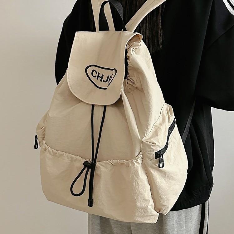 The new fashionable student backpack is versatile, suitable for commuting to school, outdoor leisure and sports bags, and unisplendour backpacks full figure
