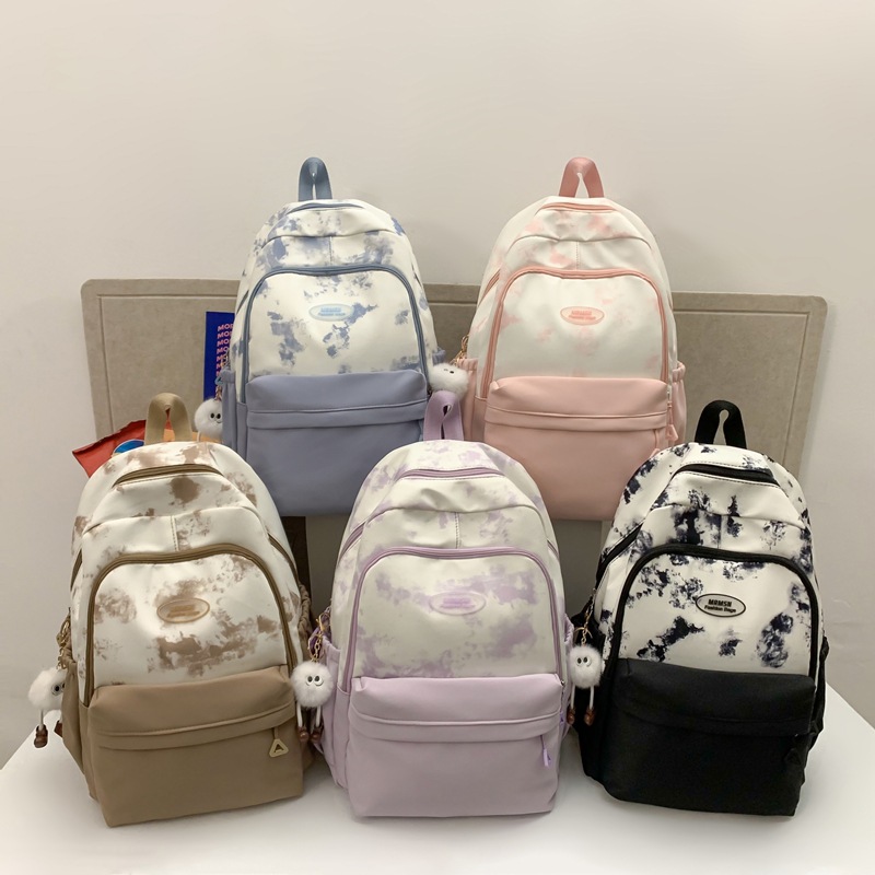 A large-capacity backpack for junior high school girls with high appearance standards, a lightweight backpack for primary school, junior high school and senior high school students full figure