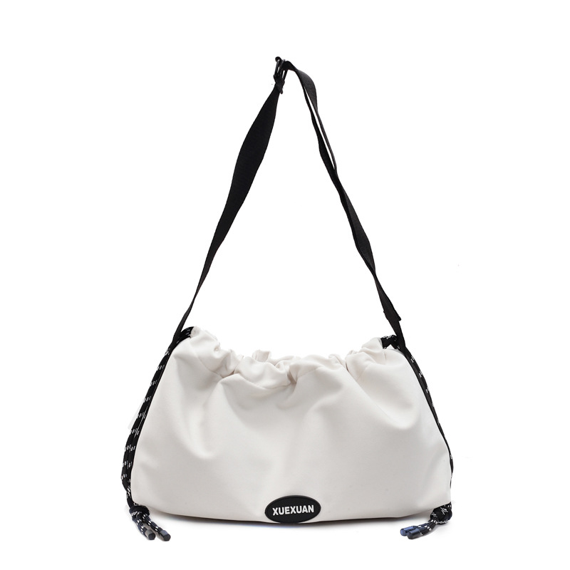 Korean version drawstring design bucket bag for women 2024 new model, lightweight and large-capacity single-shoulder bag, simple commuting crossbody bag Item Picture