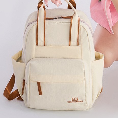 New lightweight small backpack with a girlish style, water-resistant hand-held backpack, a trendy commuting bag for students, study Tours and remedial classes Specification drawing