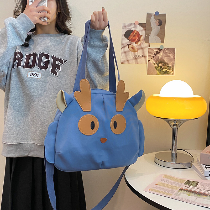Cartoon large bag, funny cat for girls, large-capacity canvas bag for girls, niche design, single-shoulder crossbody bag for middle school students Specification drawing
