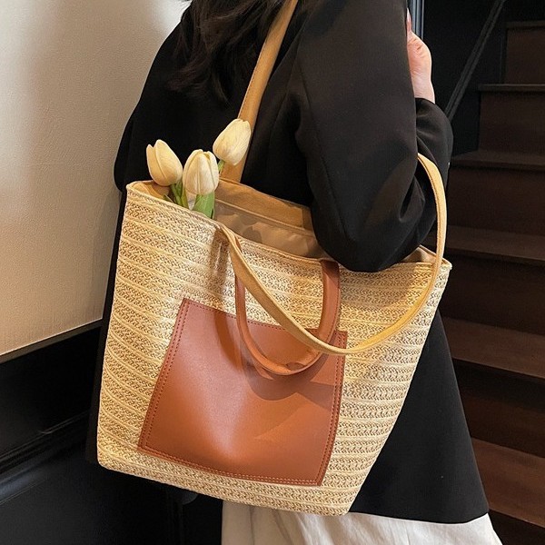 Handcrafted straw bag, single-shoulder bag, large-capacity tote bag, large commuting bag, versatile French retro handbag, women's bag full figure