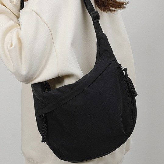 Crossbody bag, women's dumpling small bag, summer new large-capacity bag, women's 2025 casual lightweight nylon bag details Picture
