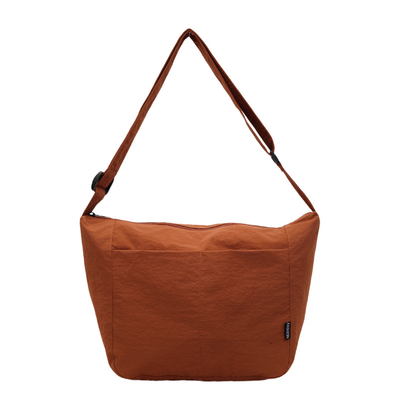 Trendy Japanese-style casual bag for women 2025 new sporty and simple single-shoulder bag, simple and casual commuting crossbody bag Item Picture