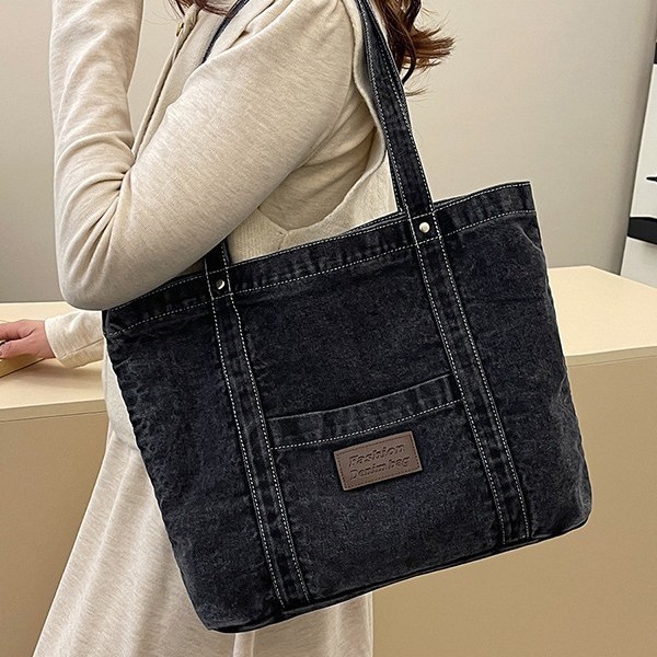 A new minimalist and large-capacity retro tote bag from Japan, a simple and fashionable single-shoulder bag for commuting, and a denim single-shoulder bag for women full figure