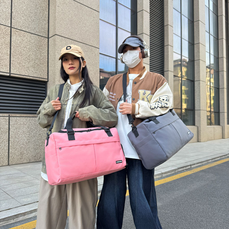 Dry-wet separation large-capacity travel bag, outdoor leisure photography camping storage bag, fashionable and durable swimming and fitness bag details Picture