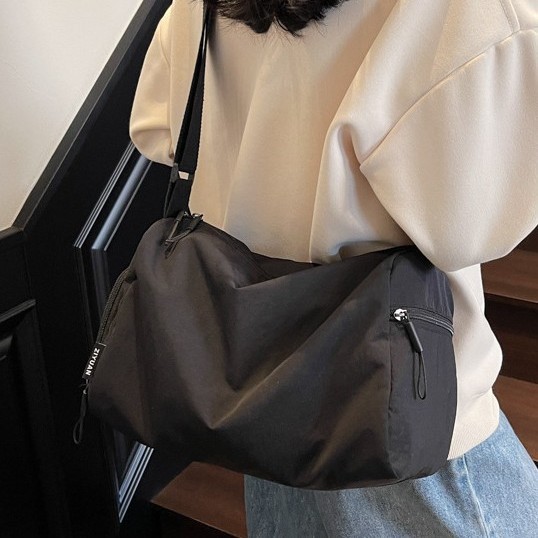 Large-capacity crossbody bags, women's fitness bags, travel and outdoor sports bags, luggage backpacks, large bags, travel bags, lightweight crossbody bags Specification drawing