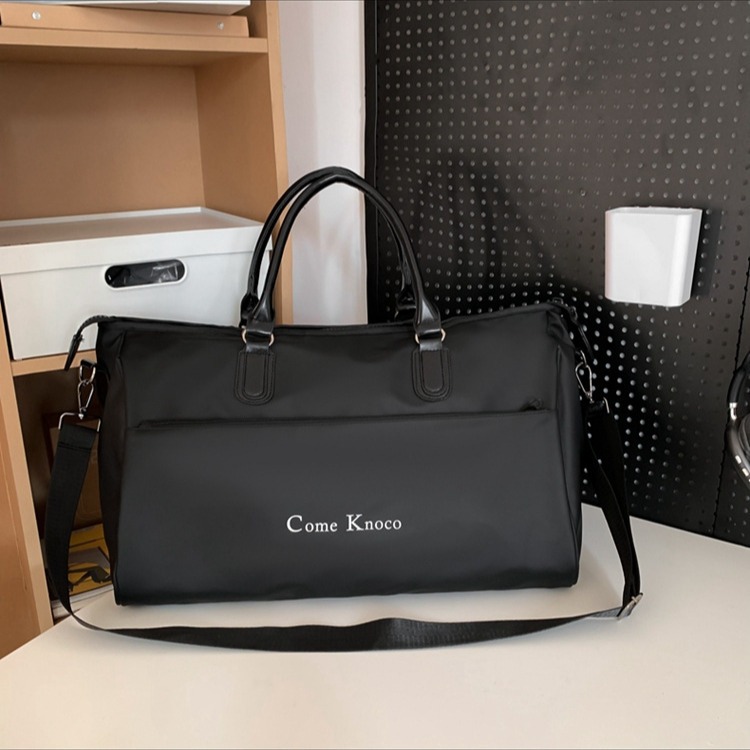 Wholesale of new spring fashionable travel bags, large-capacity trendy Korean-style fitness bags for men and women, and fashionable luggage handbags details Picture