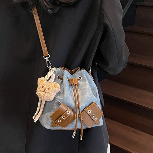 Fashionable and retro bucket bag for women, 2025 new style, trendy design sense, niche backpack, large-capacity women's single-shoulder bag Specification drawing