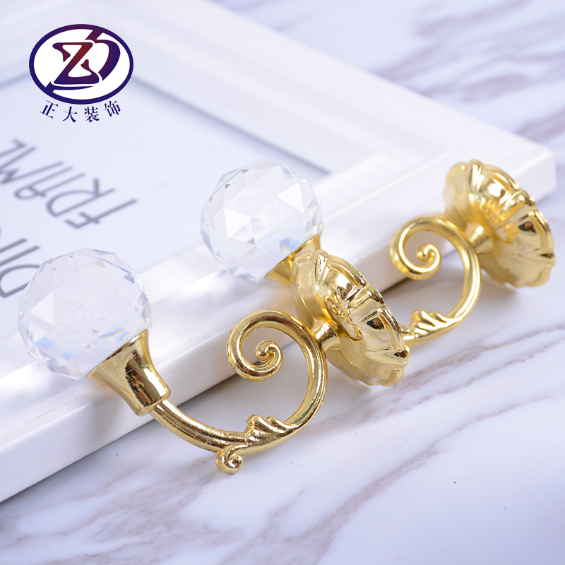 The manufacturer supplies European-style curtain hooks, zinc alloy crystal wall hooks, living room and bedroom window decorations, and curtain accessories for cross-border use Specification drawing