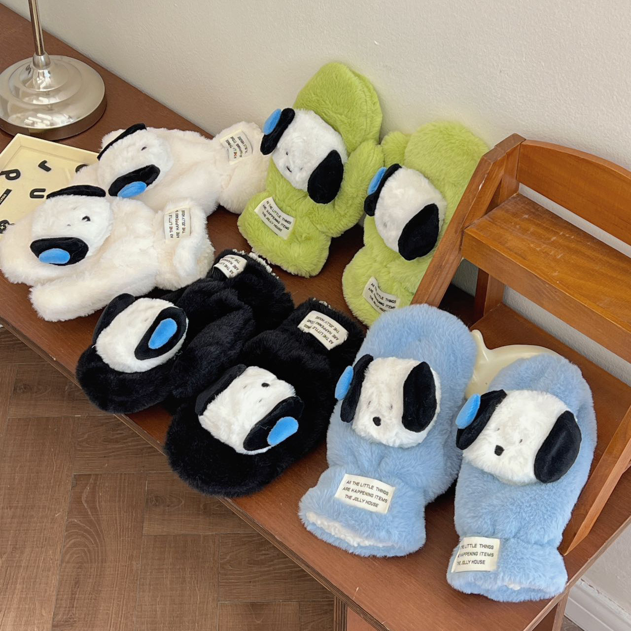 Three-dimensional sweating dog gloves, winter warmth, thickened plush, windproof finger gloves for student cycling, women can wear them around the neck Specification drawing