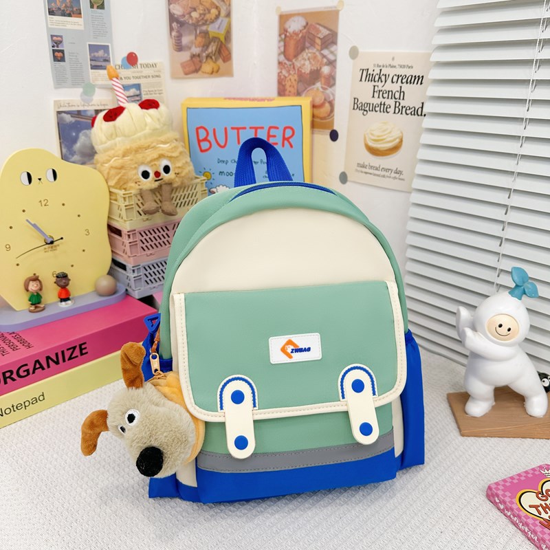 Kindergarten schoolbags for boys and girls, primary school students, babies, super lightweight study and research bags, back support, first grade backpack full figure