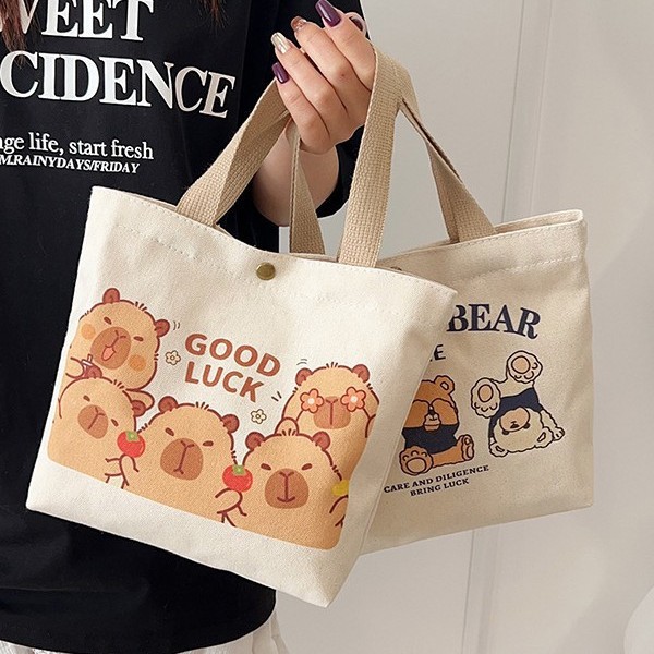 New bear canvas bag, cute lunch box for female students, hand-held bag, lunch bag for office workers, casual and versatile handbag full figure