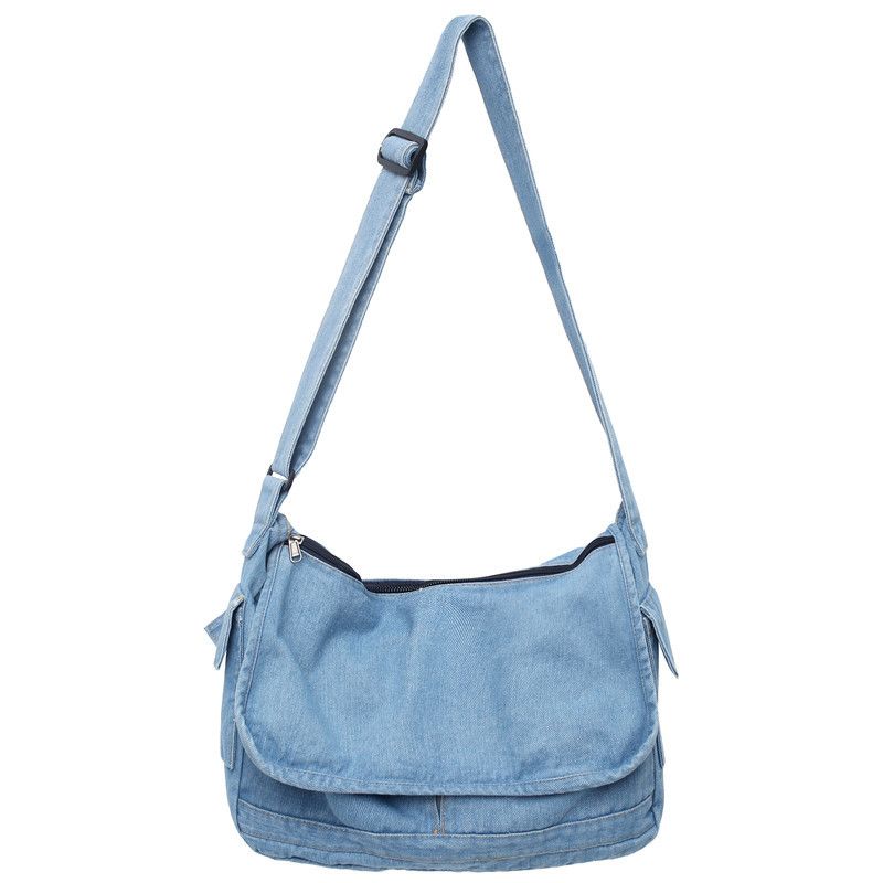 New washed denim bags for Spring 2023, retro Korean version postman bag for women, single-shoulder bag for college students attending classes Item Picture