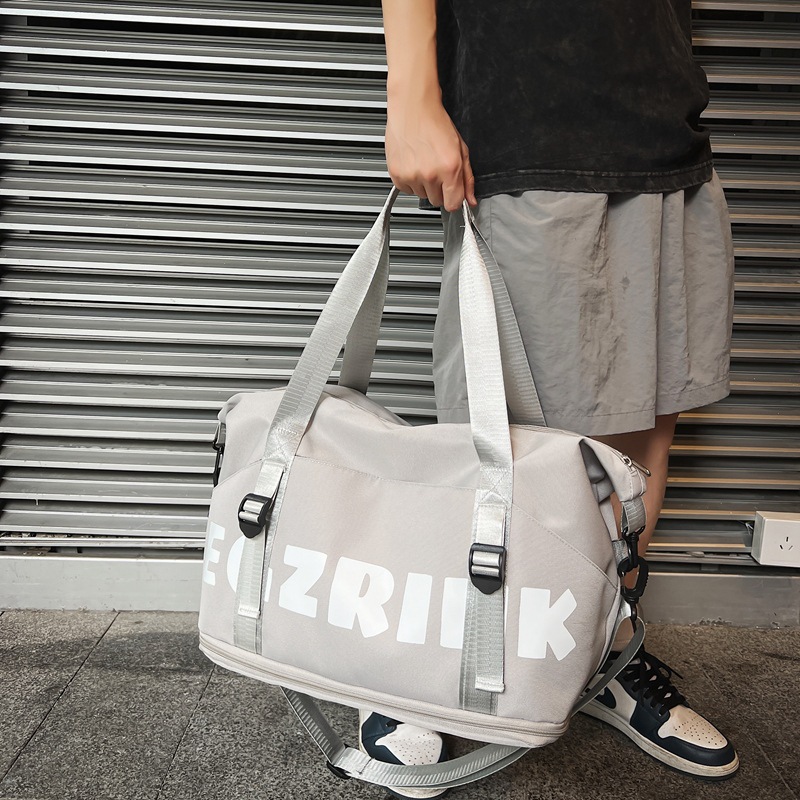 Trendy and fashionable short-distance travel bags for men and women, large-capacity lightweight portable fitness bags for casual outings, boarding storage bags details Picture