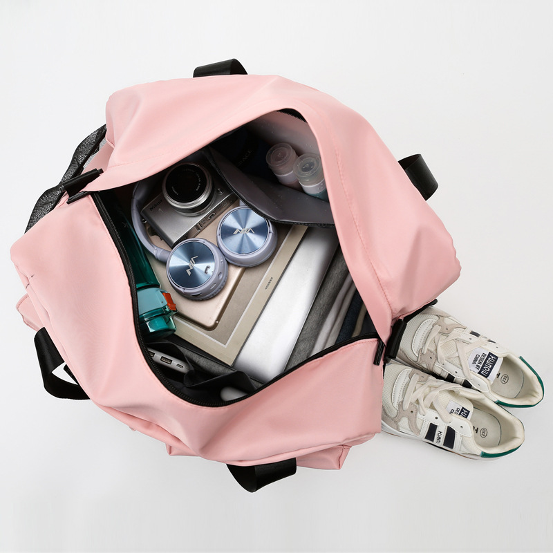 Travel bags, short-distance business trip handbags, dry-wet separated large-capacity sports and fitness bags, women's independent shoes, pocket single-shoulder bags Application Scenario