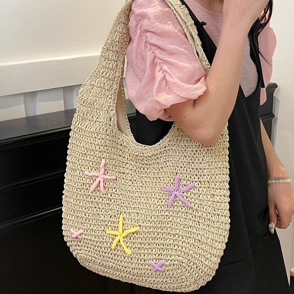 New woven niche summer 2025 girlish travel bag, sweet straw woven, versatile and fashionable starfish handbag full figure