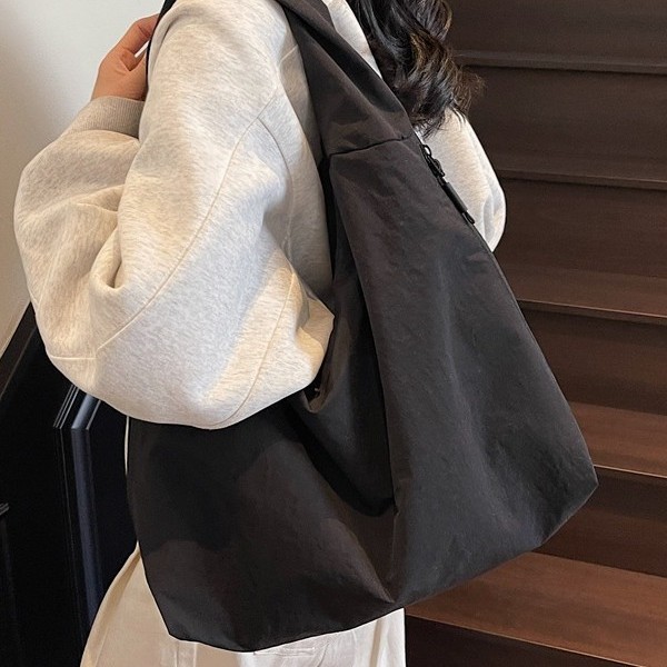 Japanese-style fashionable casual canvas tote bag for women 2025 new style, trendy and versatile, large-capacity underarm bag, commuting single-shoulder bag Specification drawing