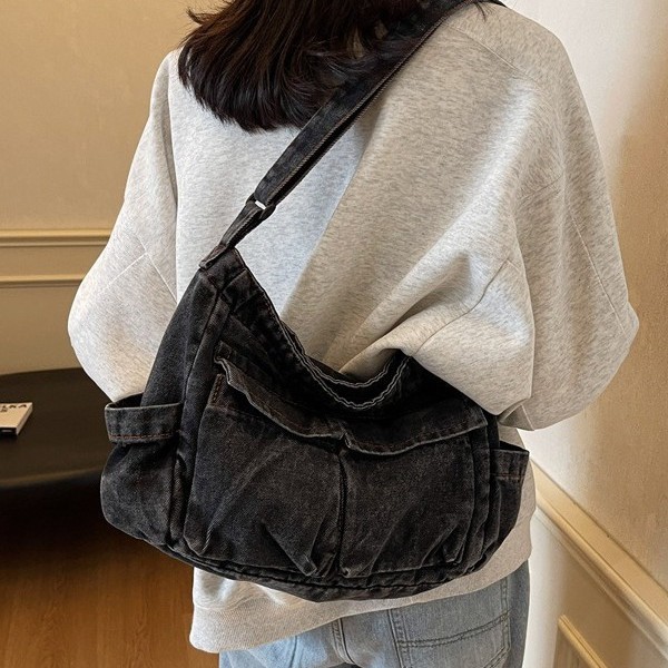 Denim bag, women's crossbody bag, large-capacity tote bag, Korean-style trendy underarm bag, versatile and casual single-shoulder bag details Picture