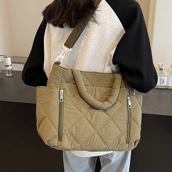 New women's zippered cotton-padded jacket handbag, women's crossbody bag, diamond-shaped handbag, large-capacity tote bag details Picture