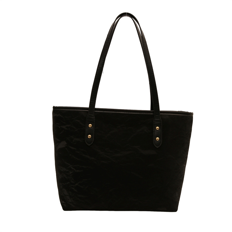 High-capacity single-shoulder bag 2024, a high-end autumn versatile tote bag for college students commuting, attending classes and going out on Instagram Item Picture