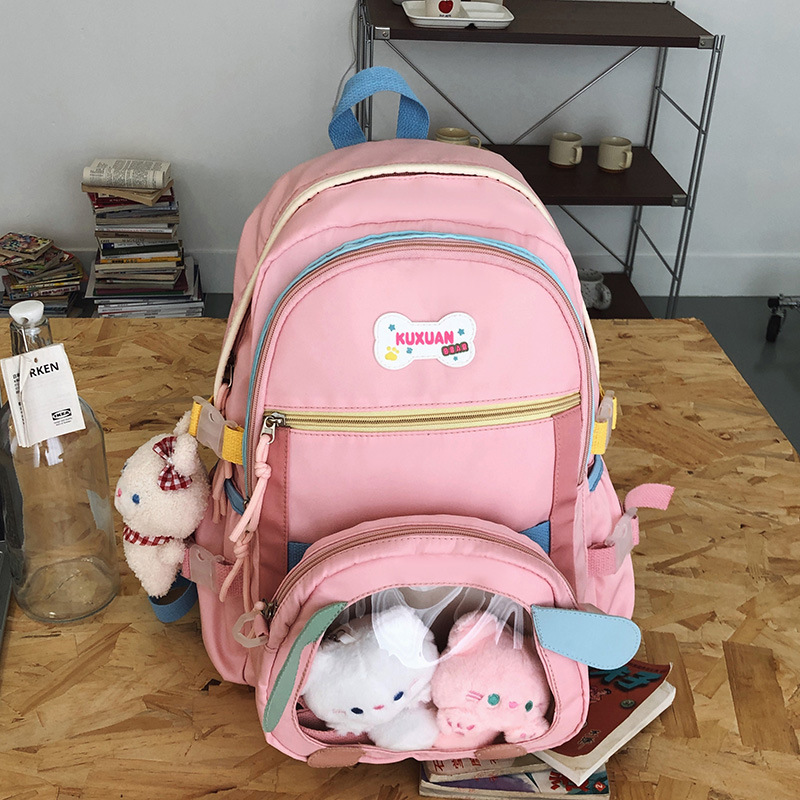 High-appearance-level schoolbags, multi-purpose backpacks, new weight-reducing and lightweight backpack for female college students on campus, and large-capacity backpack for middle school students Application Scenario