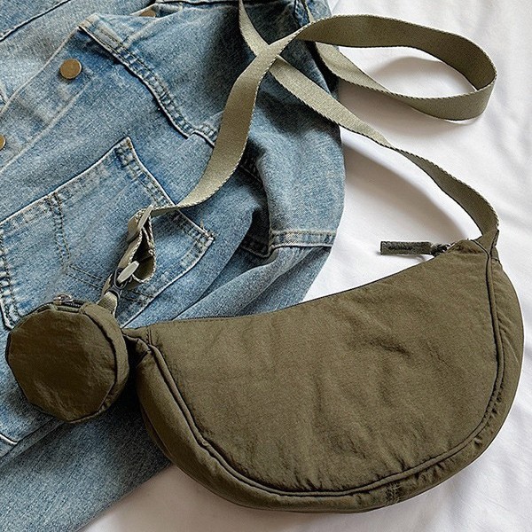 Korean-style nylon solid-color single-shoulder bag for women, simple, casual and versatile crossbody bag, lightweight and fashionable, outdoor commuting dumpling bag full figure