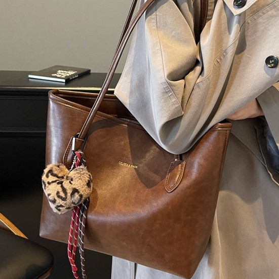 Fashionable autumn and winter new women's handbag, high-end texture, large capacity, lazy commuting bag for work, casual single-shoulder bag details Picture
