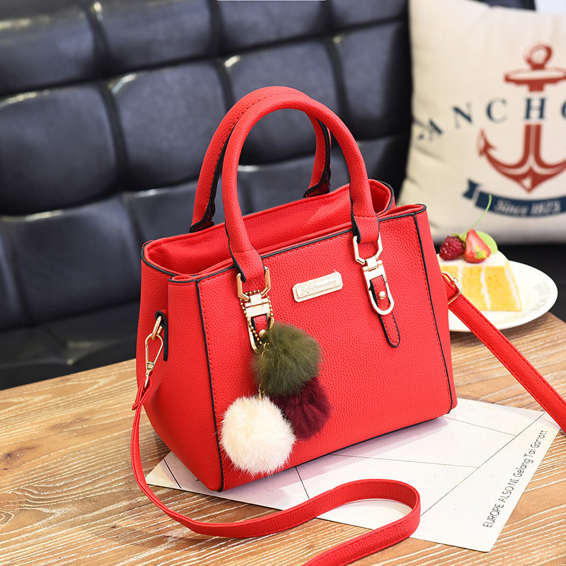 Bag Girl 2022 New European and American fashionable single-shoulder small bag Double-layer large capacity pom-ball hand-held crossbody women's bag consignment Specification drawing