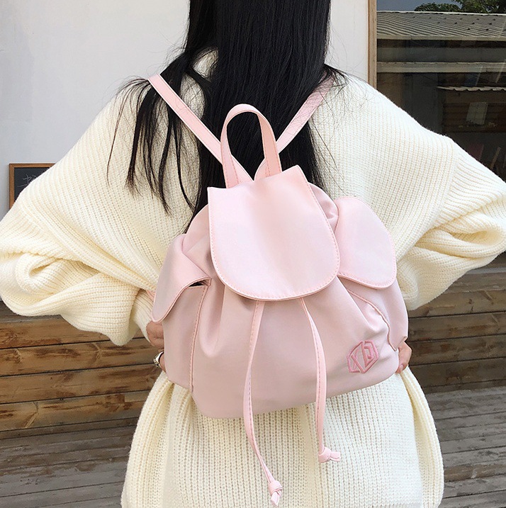 Solid-color flip-top backpack for women, 2024 new style, fresh and cute mini schoolbag, forest-themed sweet drawstring backpack full figure