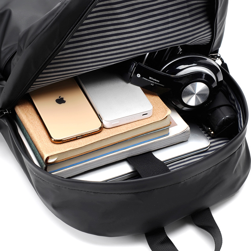 Cross-border fashion backpack, men's high-end large-capacity casual travel backpack, simple gift, business computer bag Application Scenario