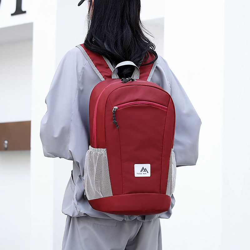 Outdoor sports bags, lightweight hiking backpacks, mountain climbing bags, travel bags, men's casual schoolbags, foldable and storable backpacks details Picture
