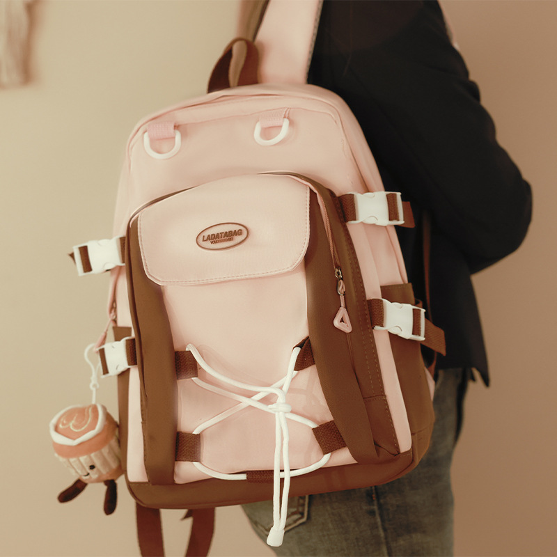 The schoolbag is a niche design for middle school girls, a retro Japanese style backpack with a high level of appearance, and a high school student backpack that is trendy for girls details Picture