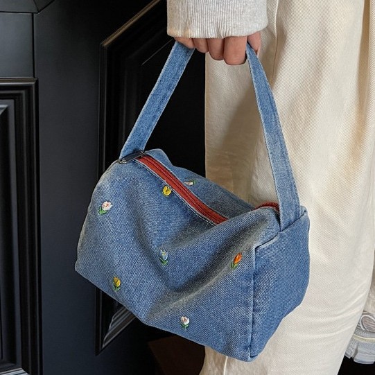 Spring niche canvas bags, embroidered handbags, denim bags, niche designs, fashionable large-capacity single-shoulder bags, and commuter bags details Picture