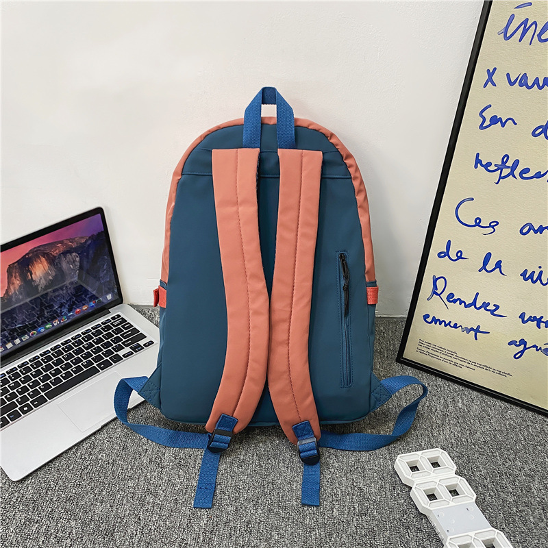 The new schoolbag with a large capacity for women, a Korean version with a Japanese forest style, is a fashionable and niche backpack that can be matched with junior high school, senior high school and college students Specification drawing