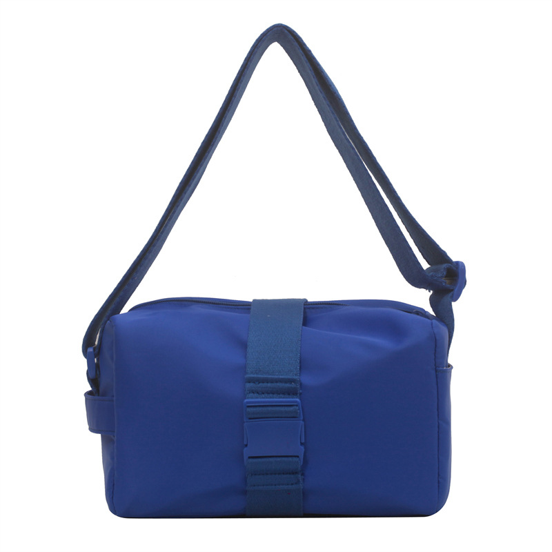 Crossbody bag for women 2022 New style fashionable toast bag ins Klein Blue sporty casual bag single-shoulder bag for women Item Picture
