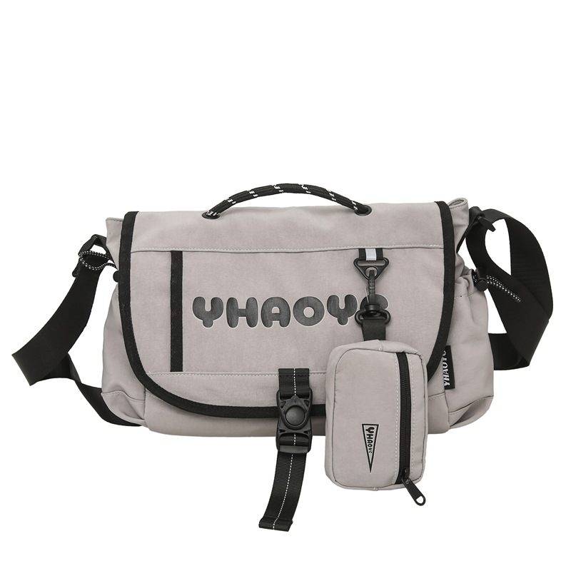 Large-capacity crossbody bag for men and women, Korean style Instagram workwear, student Hong Kong-style street style schoolbag, Japanese style Harajuku travel crossbody bag Item Picture