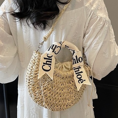 2025 Straw woven bag, stylish girls' handbag, fresh and clean Spring and Summer new vacation style casual beach crossbody bag details Picture