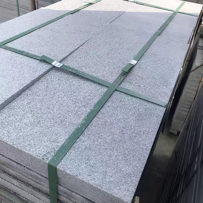 Granite sesame grey flamed slabs, sesame white curb stones, sesame black courtyard floor tiles, square floor paving stones details Picture