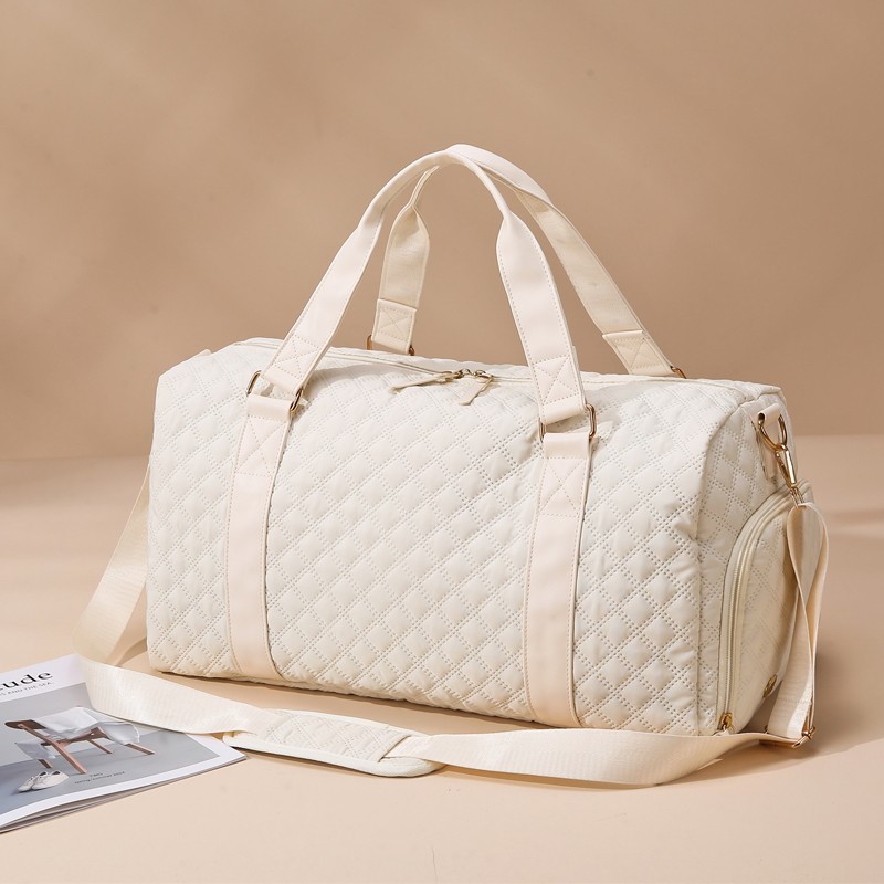 In-stock short-distance hand-held travel bags, large-capacity dry-wet separation sports and fitness bags, men's and women's boarding storage bags for going out full figure