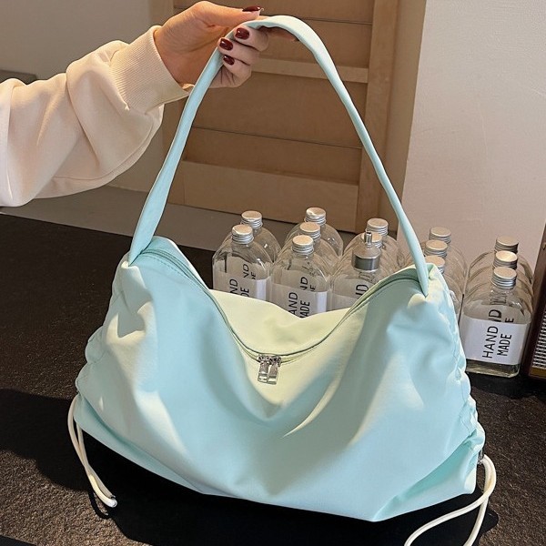 Autumn and winter high-capacity commuter Tote bag for women, 2024 new solid color fashionable drawstring single-shoulder bag, fabric bag Specification drawing