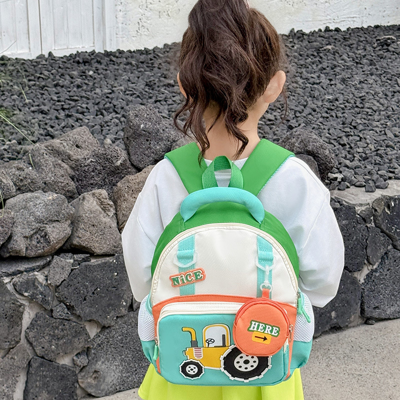Kindergarten schoolbags, cartoon and animation, small and medium-sized class children's schoolbags, 3-5 years old boys and girls backpacks, preschool class backpacks Specification drawing