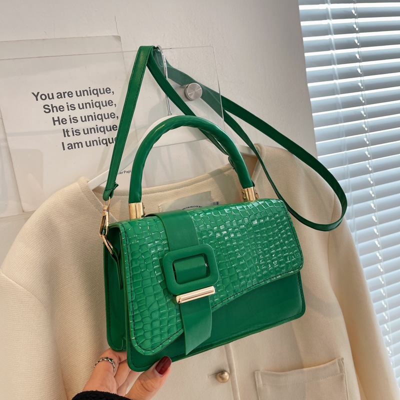High-end quality bag for women, 2022 new trendy and niche design, single-shoulder crossbody handbag, crossbody bag for women full figure