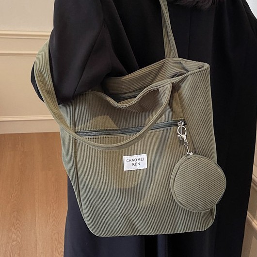 Korean-style corduroy bag, women's large-capacity commuting single-shoulder bag, fashionable and versatile tote bag, new style mother and child armpit bag full figure
