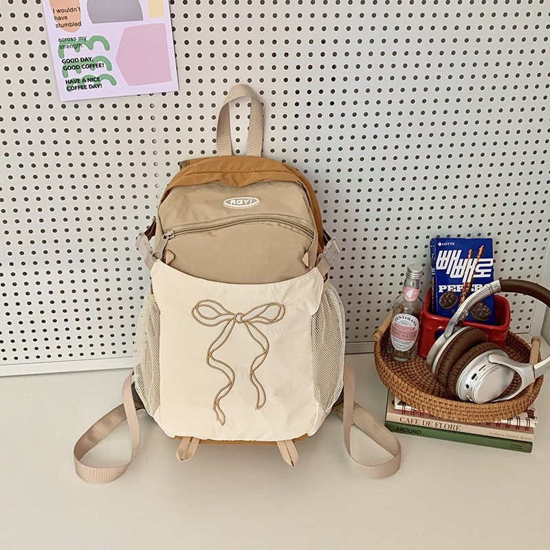 High-appearance-level backpack for junior high school students, large-capacity backpack for primary school students' birthdays, lightweight backpack for senior high school students, and easy to travel Specification drawing