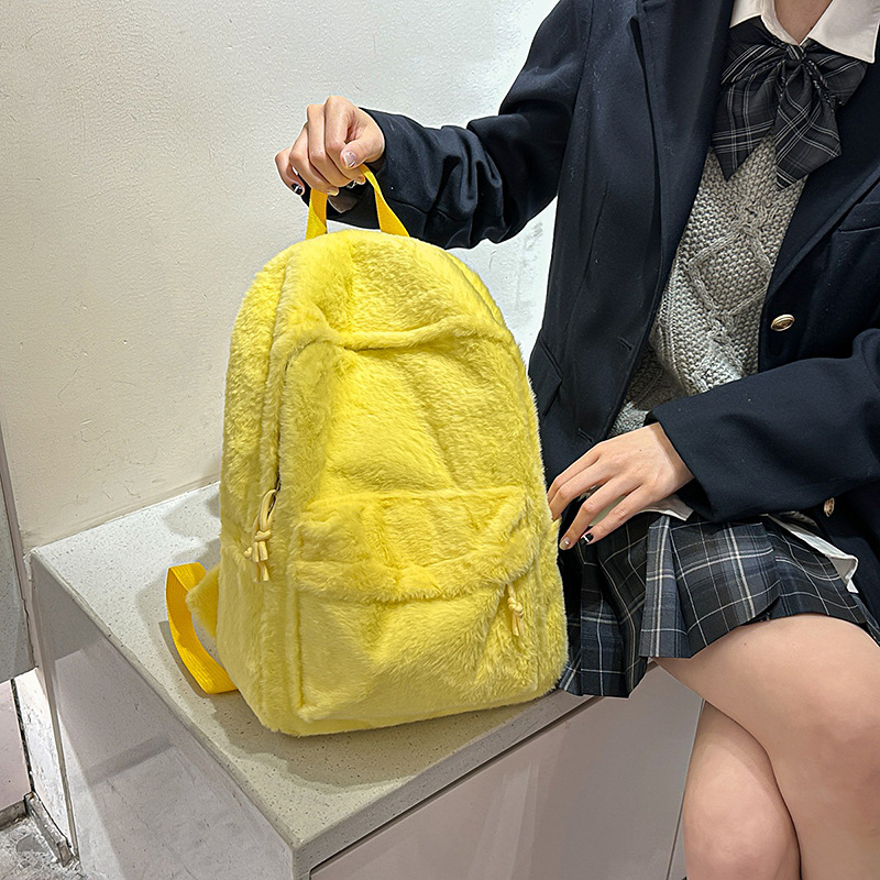 New 2025 Children's plush backpack, original commuting schoolbag, three-dimensional, cute and versatile travel small backpack for students details Picture