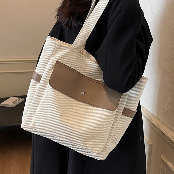 Korean student schoolbag with large capacity, artistic and simple corduroy handbag for women, new Japanese corduroy crossbody bag for women Specification drawing