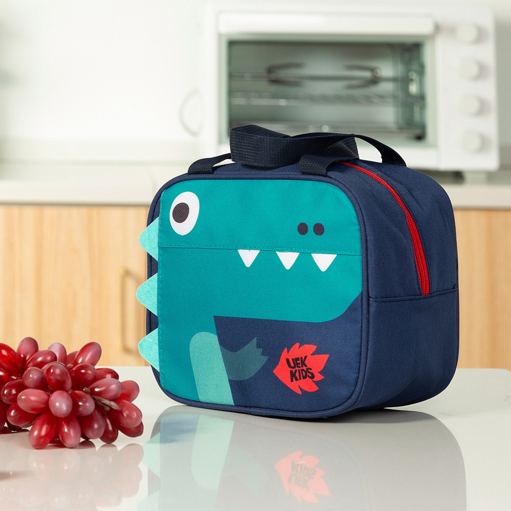 Cross-border best-selling children's cartoon unicorn lunch box bags, cute dinosaur hand-held Oxford cloth insulated bags in stock Application Scenario
