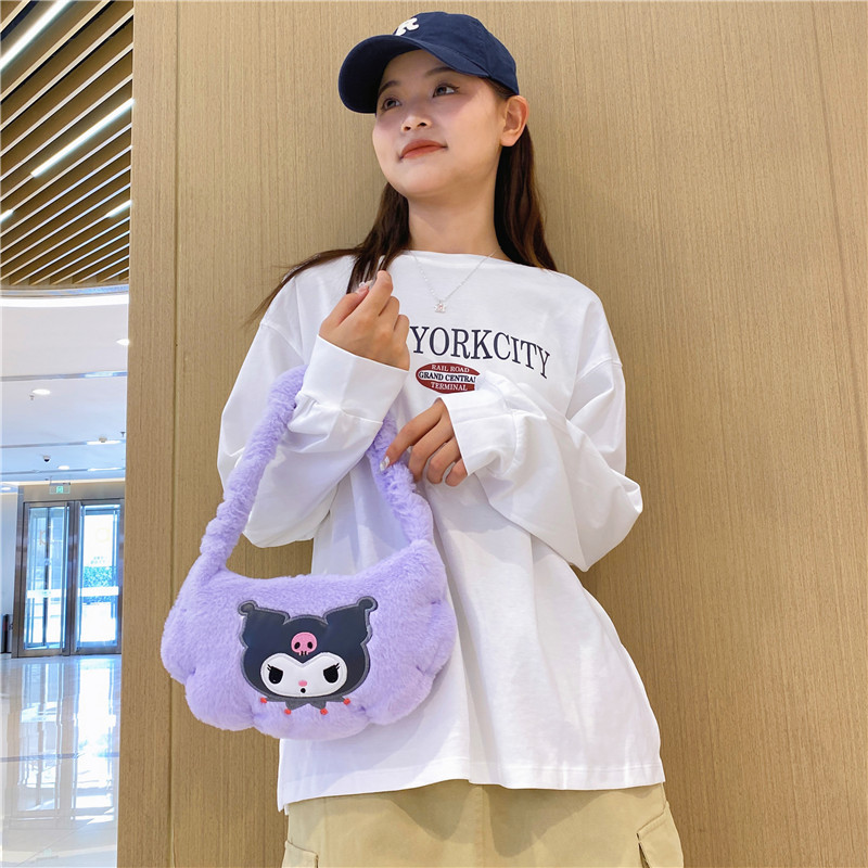 New plush crossbody handbag, cute girl cartoon portable storage bag, single-shoulder bag, fashionable winter bag wholesale details Picture