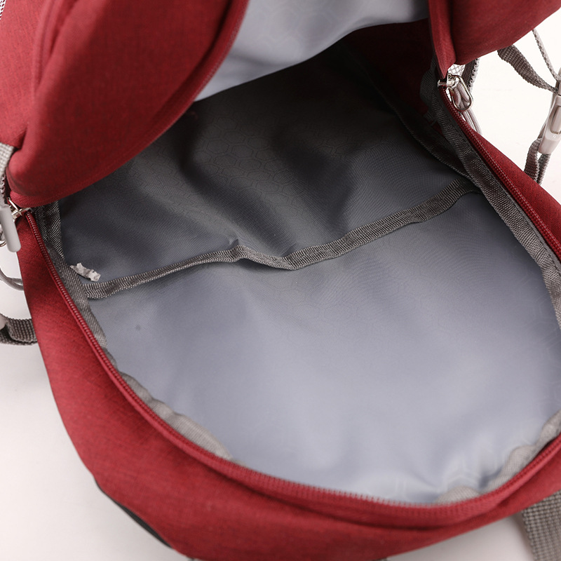 New casual outdoor backpack for men and women, lightweight and portable cycling bag, sports running, water-repellent travel backpack Application Scenario